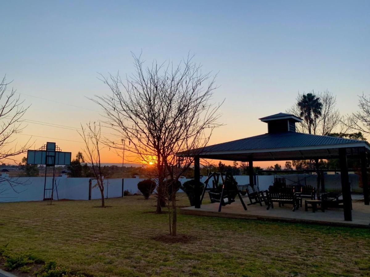 Airport Lodge ニューカッスル エクステリア 写真